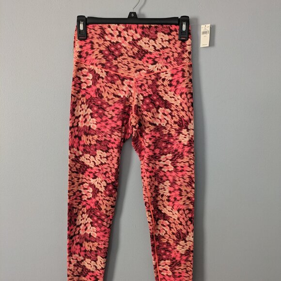 NWT Aerie offline real me extra 7/8 legging medium - Picture 3 of 9